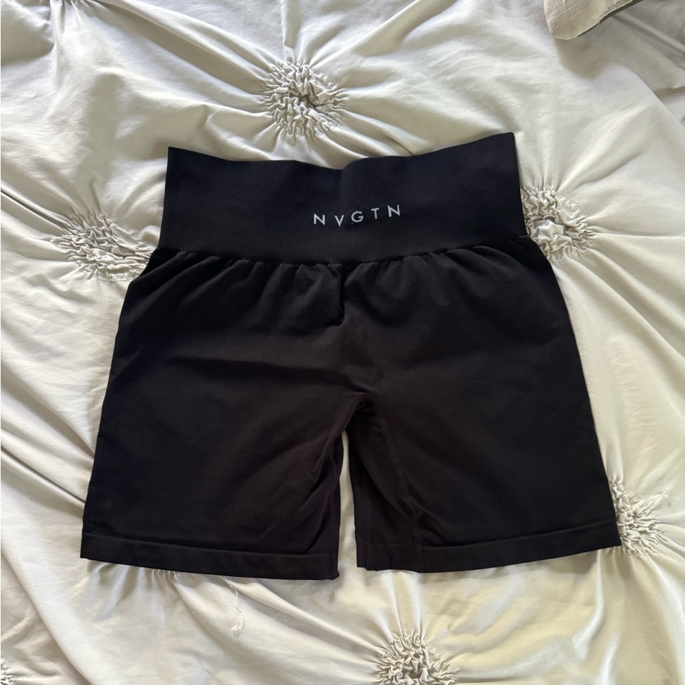 NVGTN black solid seamless small shorts small
